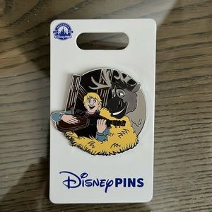 Disney frozen pin